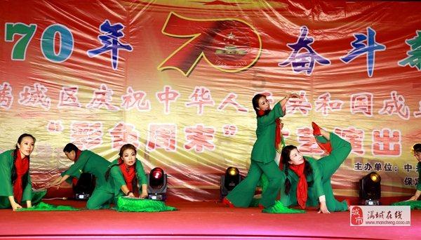尺度这么大,台词这么露骨,女主还是女神,这剧能过审也是奇了